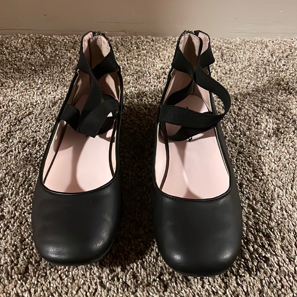 Nina Flats